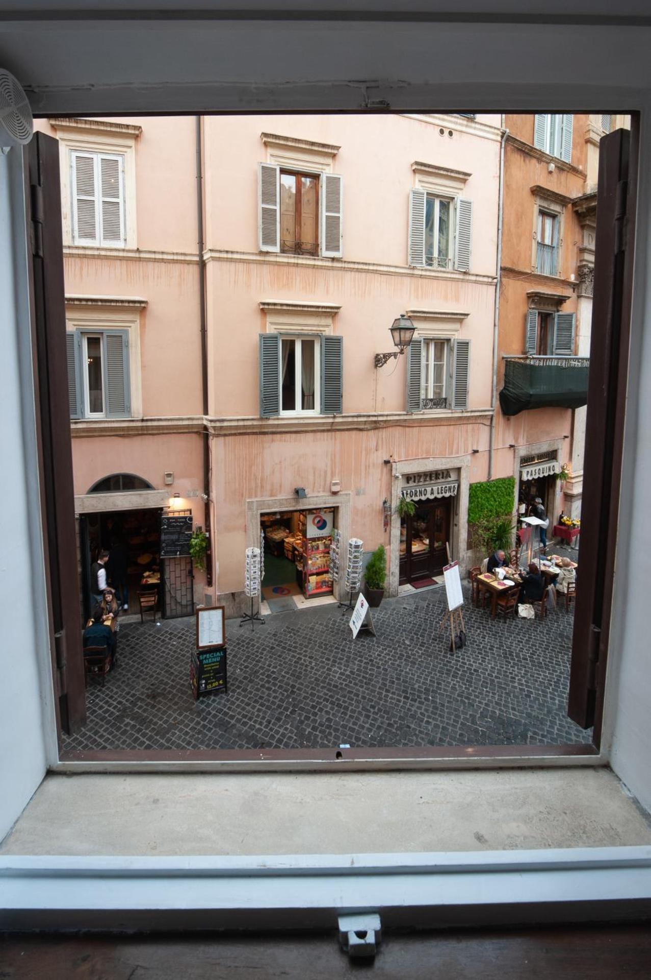 Navona Jacuzzi Apartment