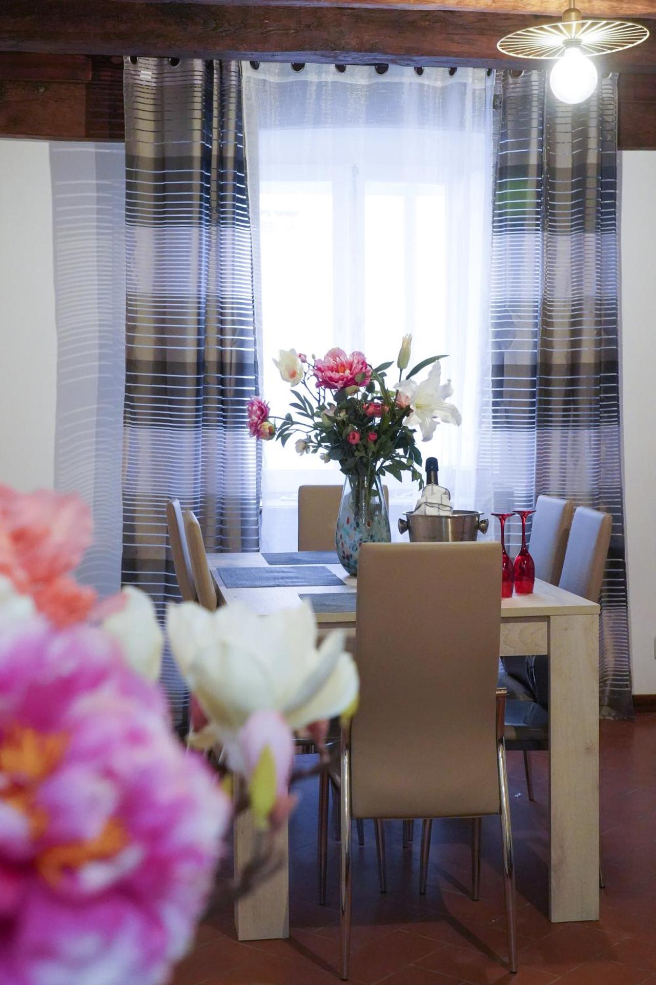 Navona Jacuzzi Apartment