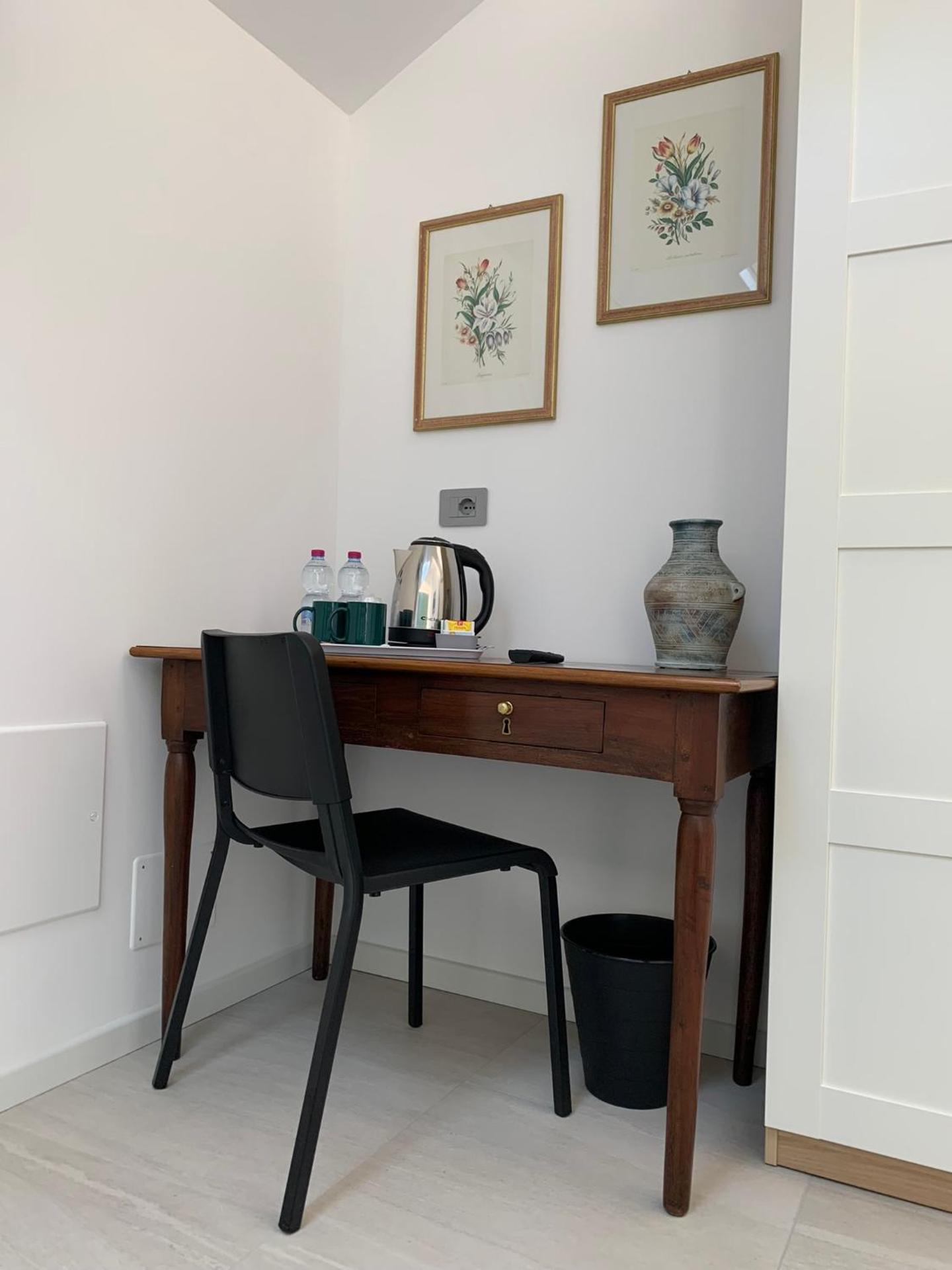 Coffee/tea facilities