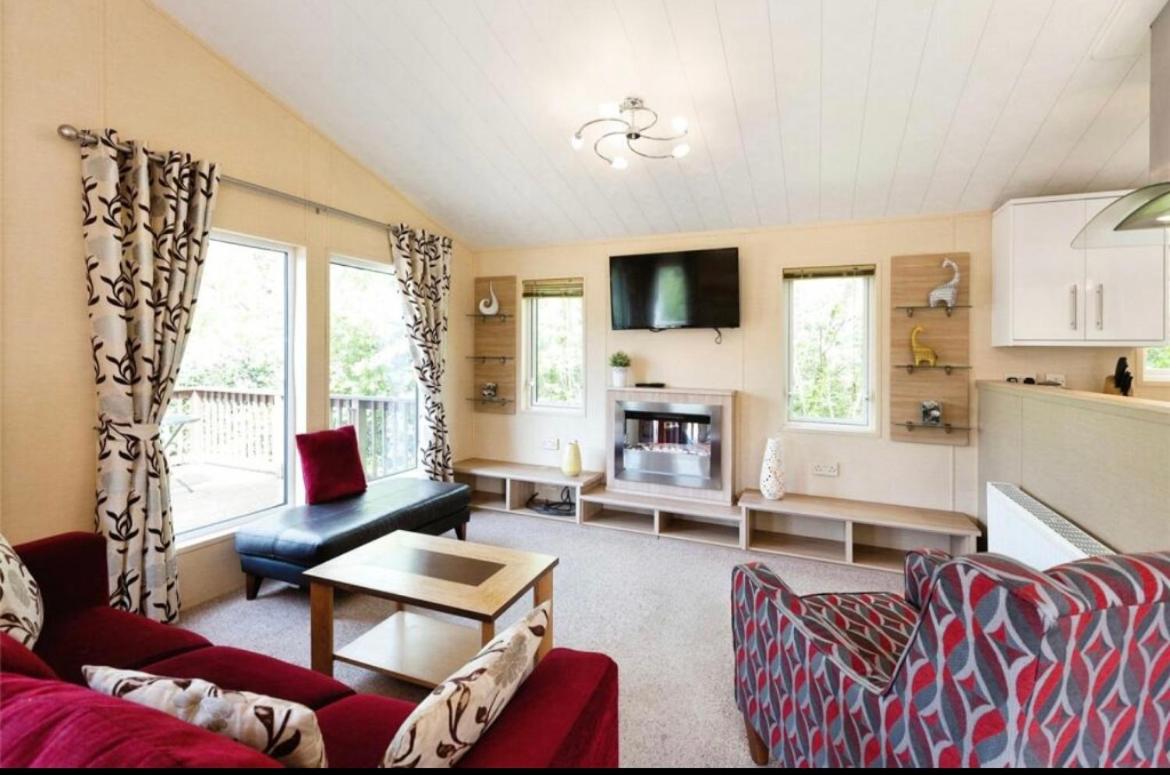 Cousins beach house Three bedroom lodge St Minver