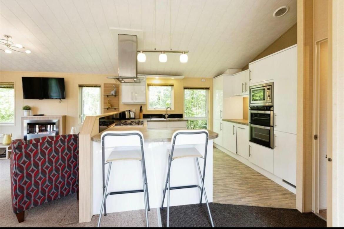 Cousins beach house Three bedroom lodge St Minver