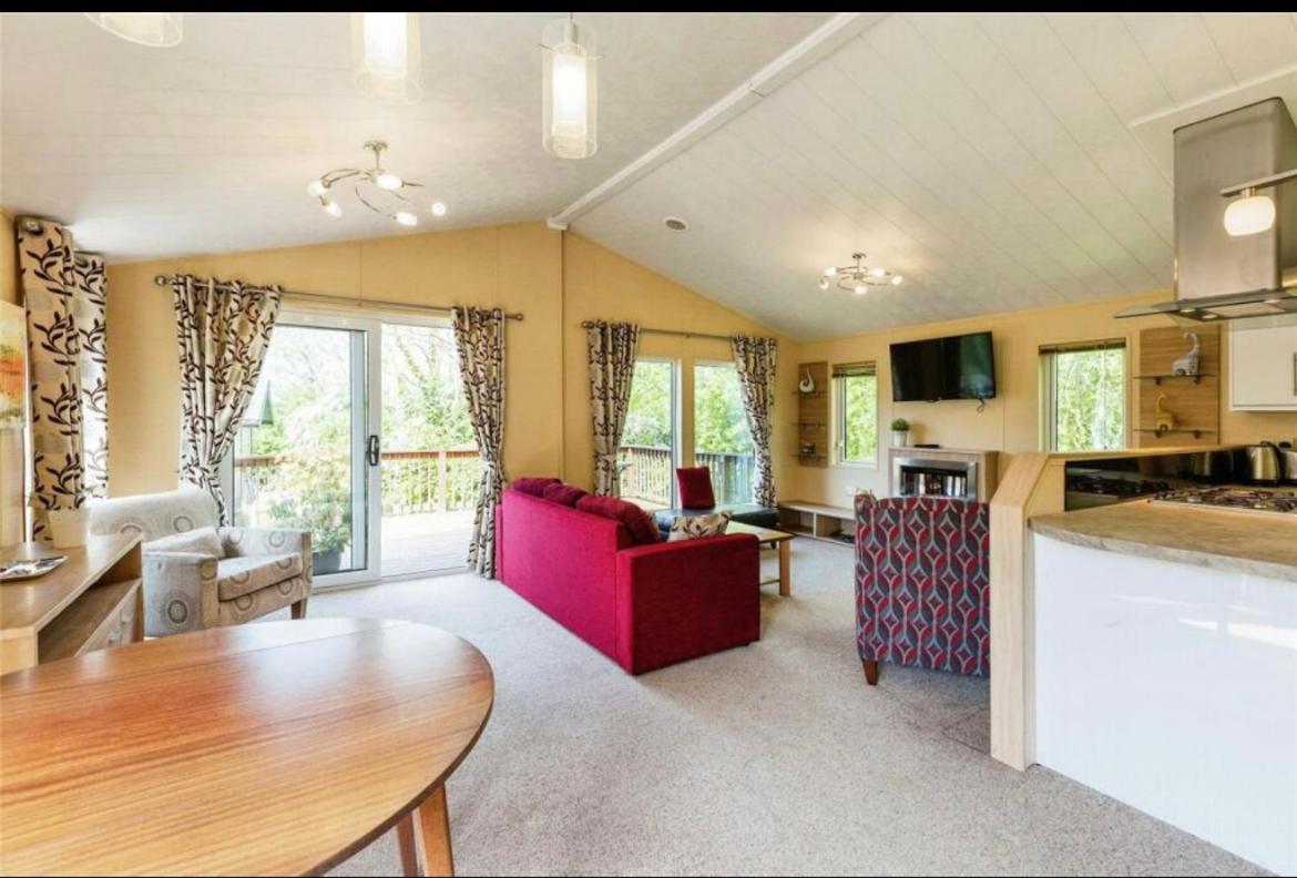 Cousins beach house Three bedroom lodge St Minver