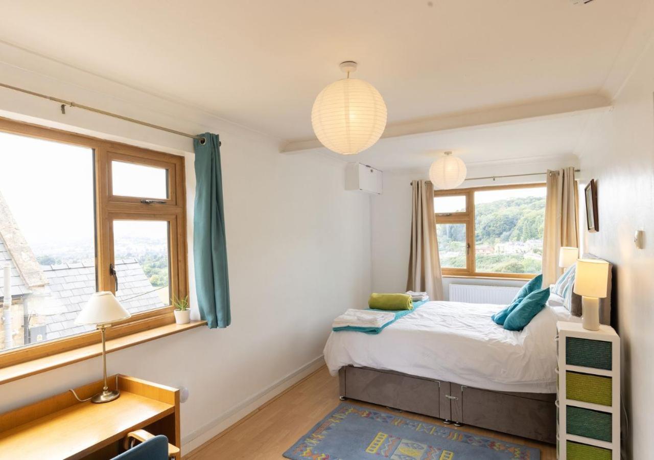 The Dormers - 5 BD Amazing Views of Stroud Valley