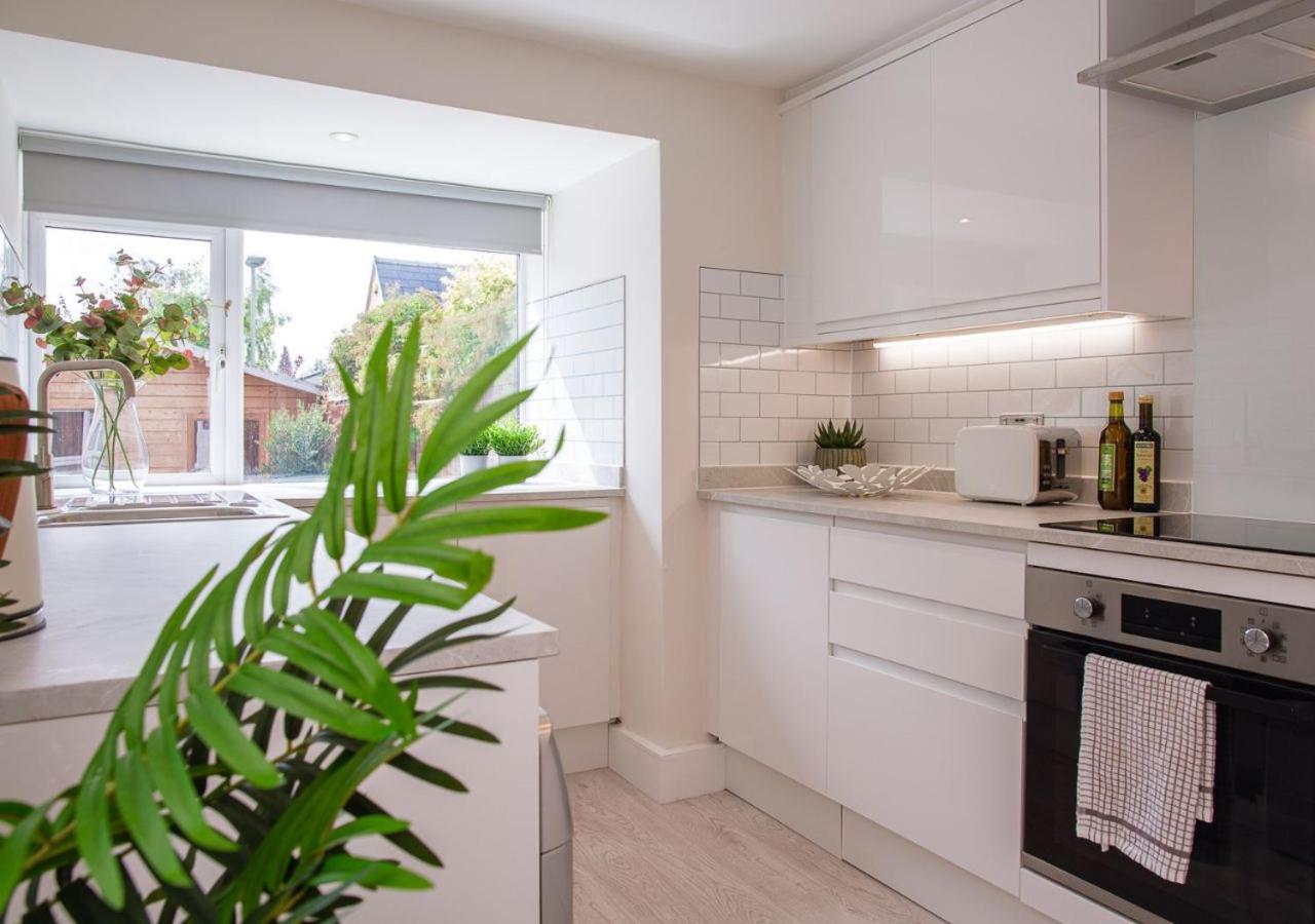 Stunning Townhouse with Large Garden - Sleeps 8!