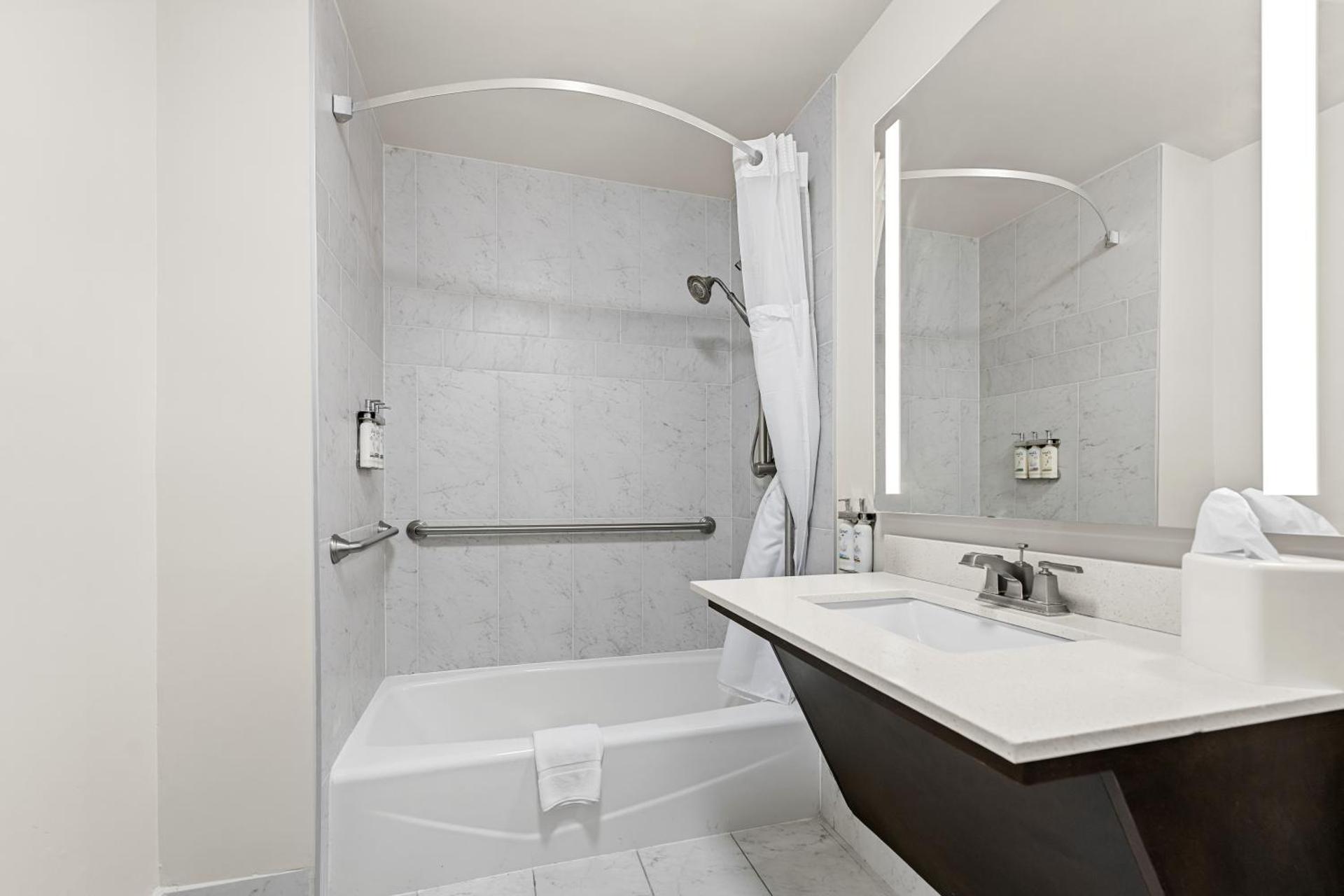 Holiday Inn Express Saint Simons Island by IHG