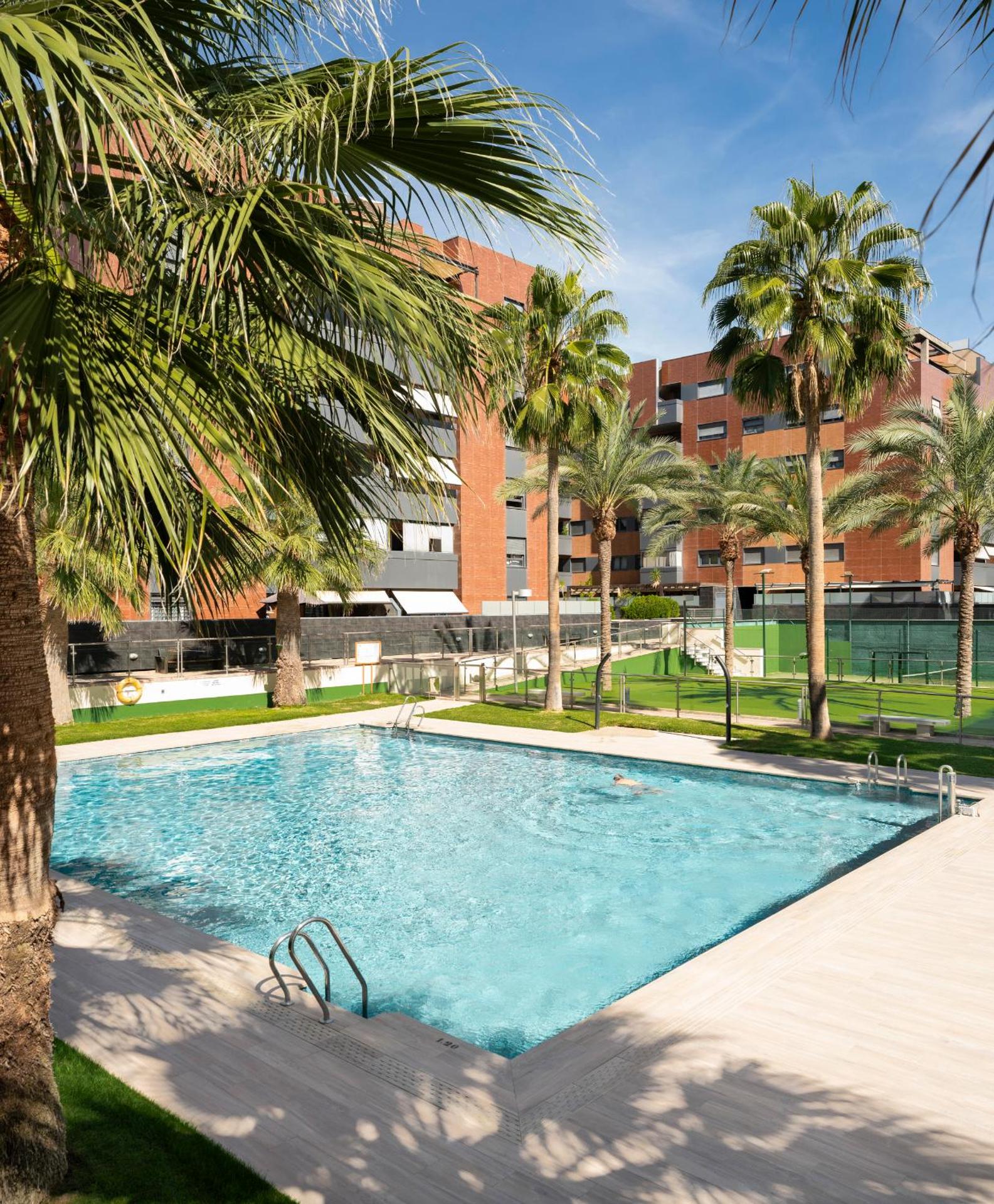 Emir Ático SOL Y NIEVE