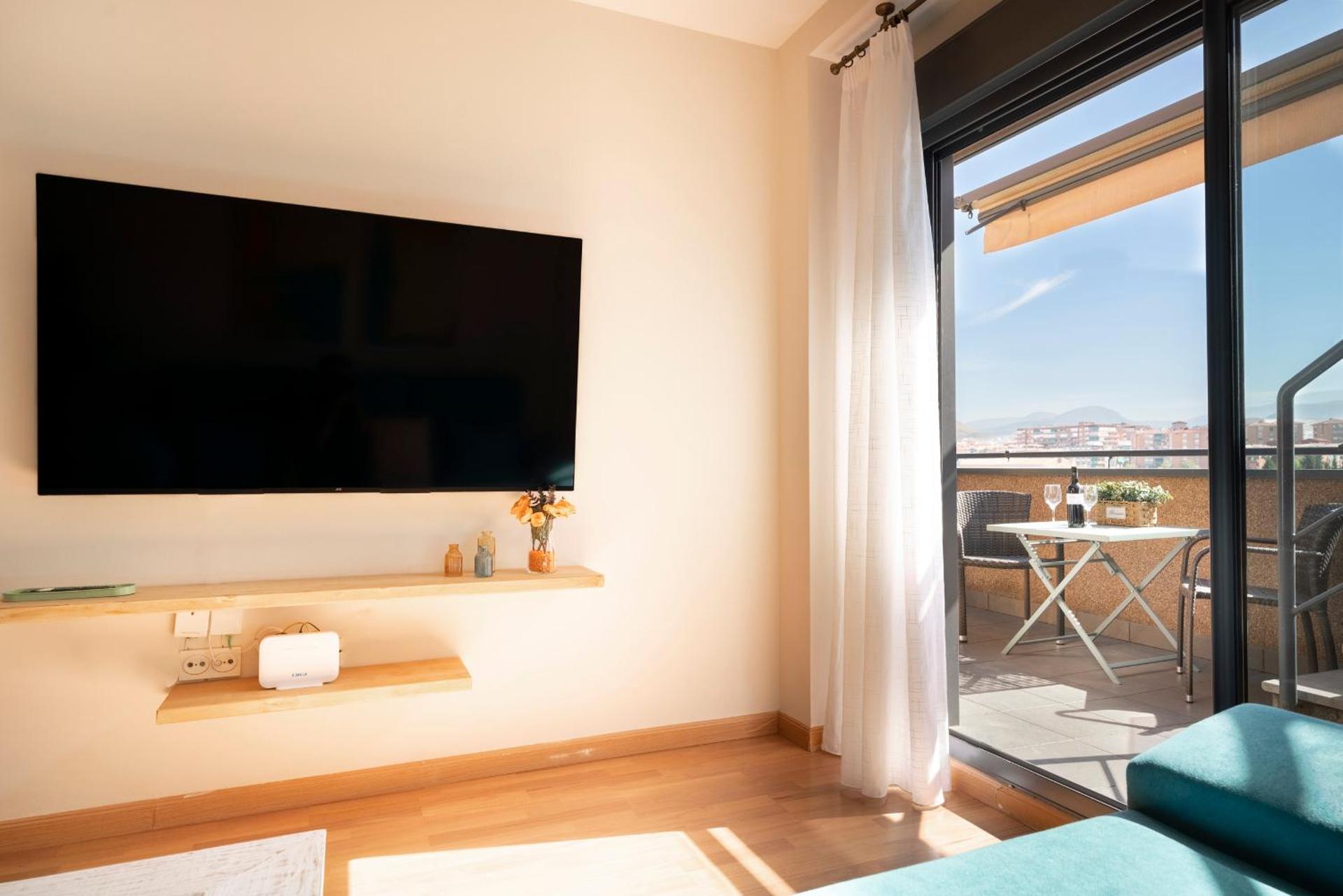 Emir Ático SOL Y NIEVE