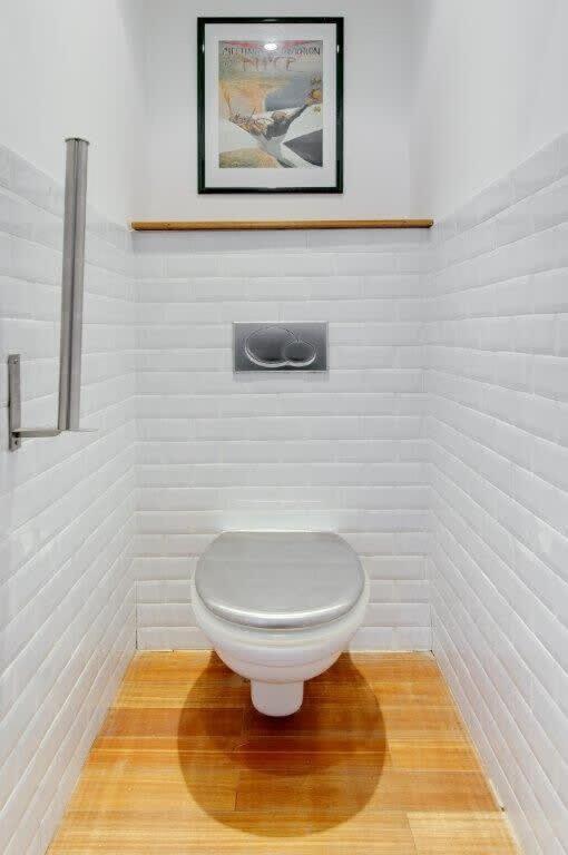 Rue Fodere location Port area