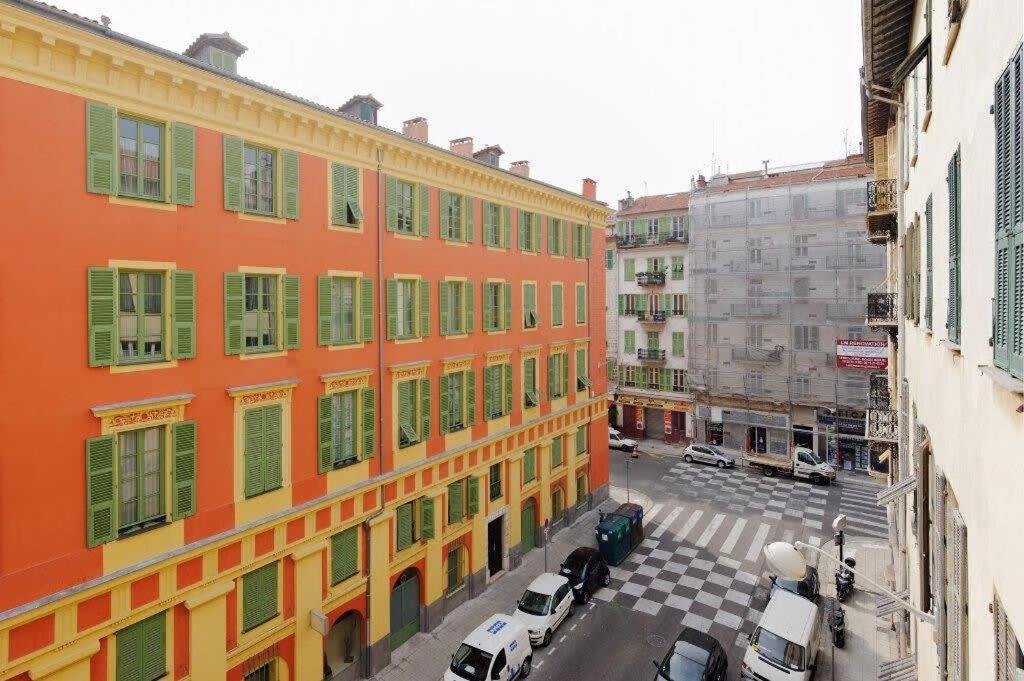 Rue Fodere location Port area