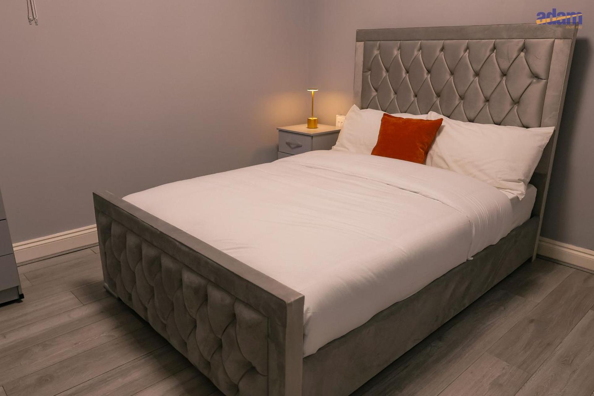 Double Room with Shared Bathroom