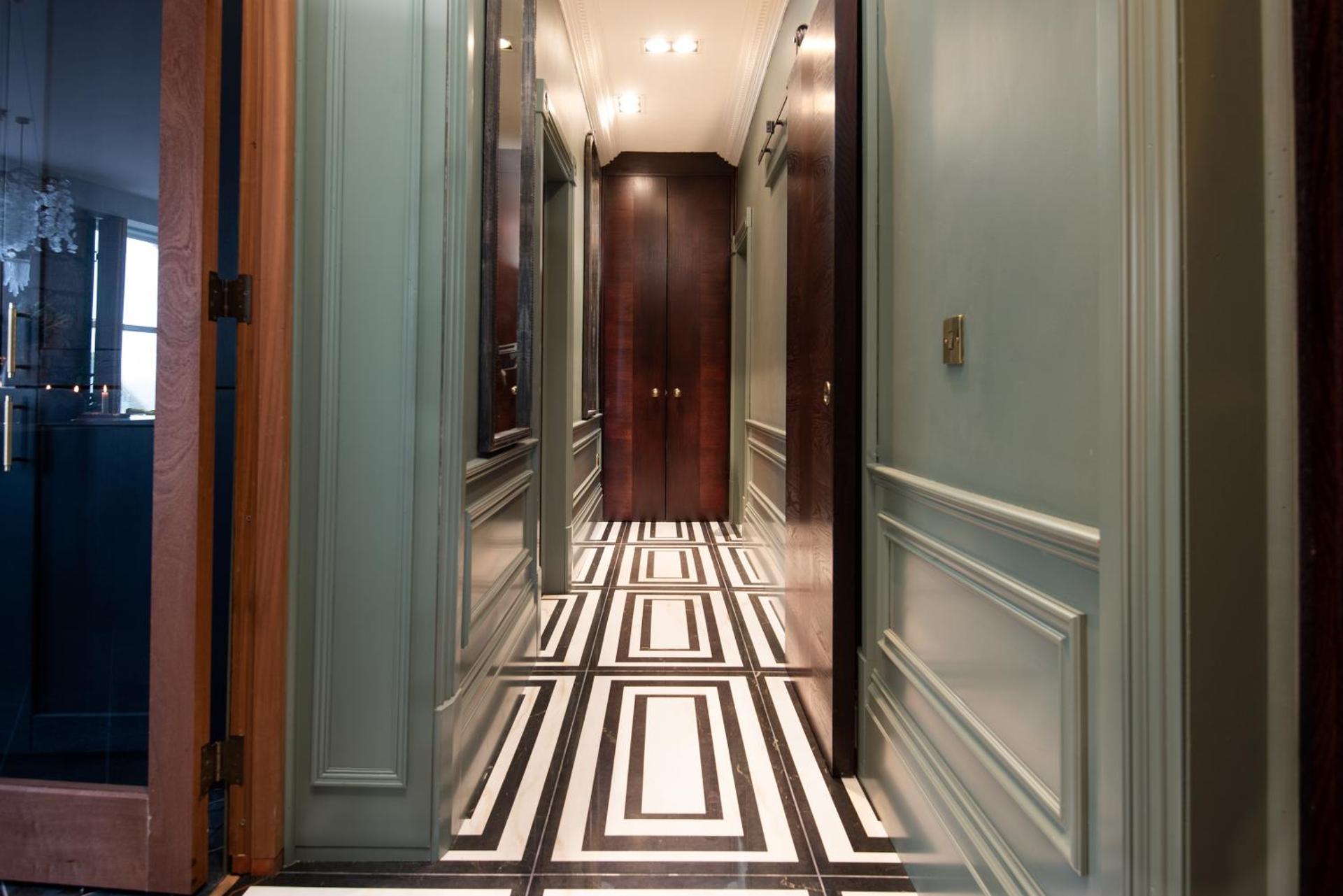 The View, luxury apartment