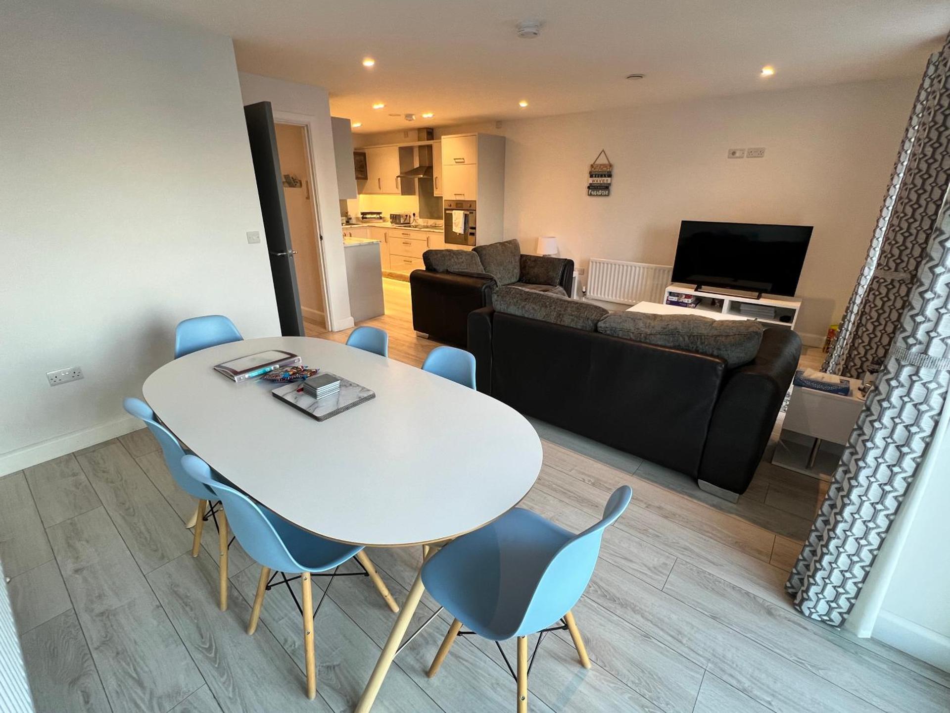 Communal lounge/ TV room