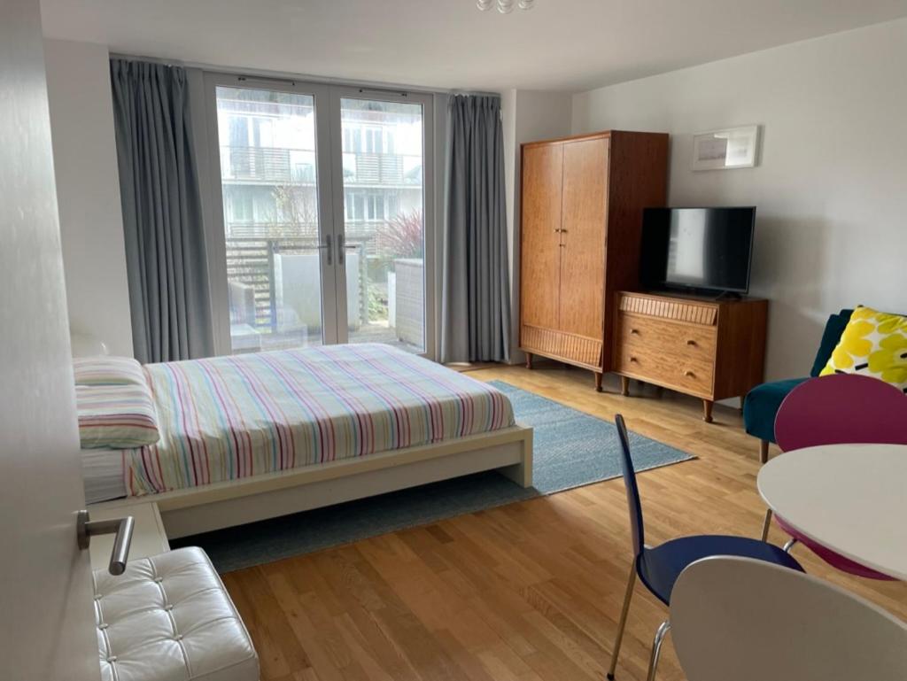 Sandscape - Eco Beach House - Close to Beach - Pet Friendly