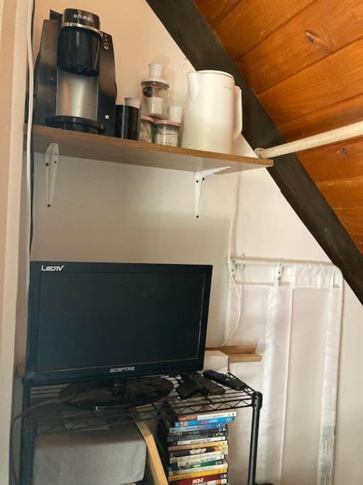 Beautiful A-Frame Mountain Cabin with Hot Tub!