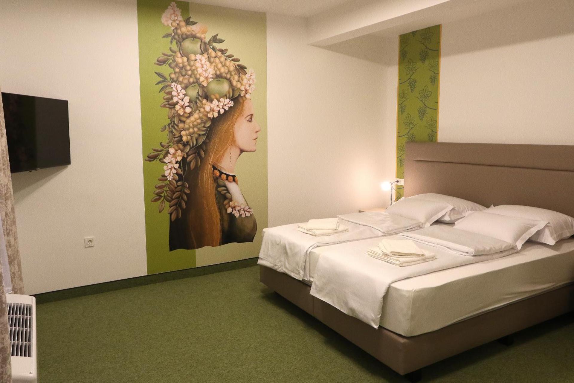 VINOTEL BRZICA Aljmaš