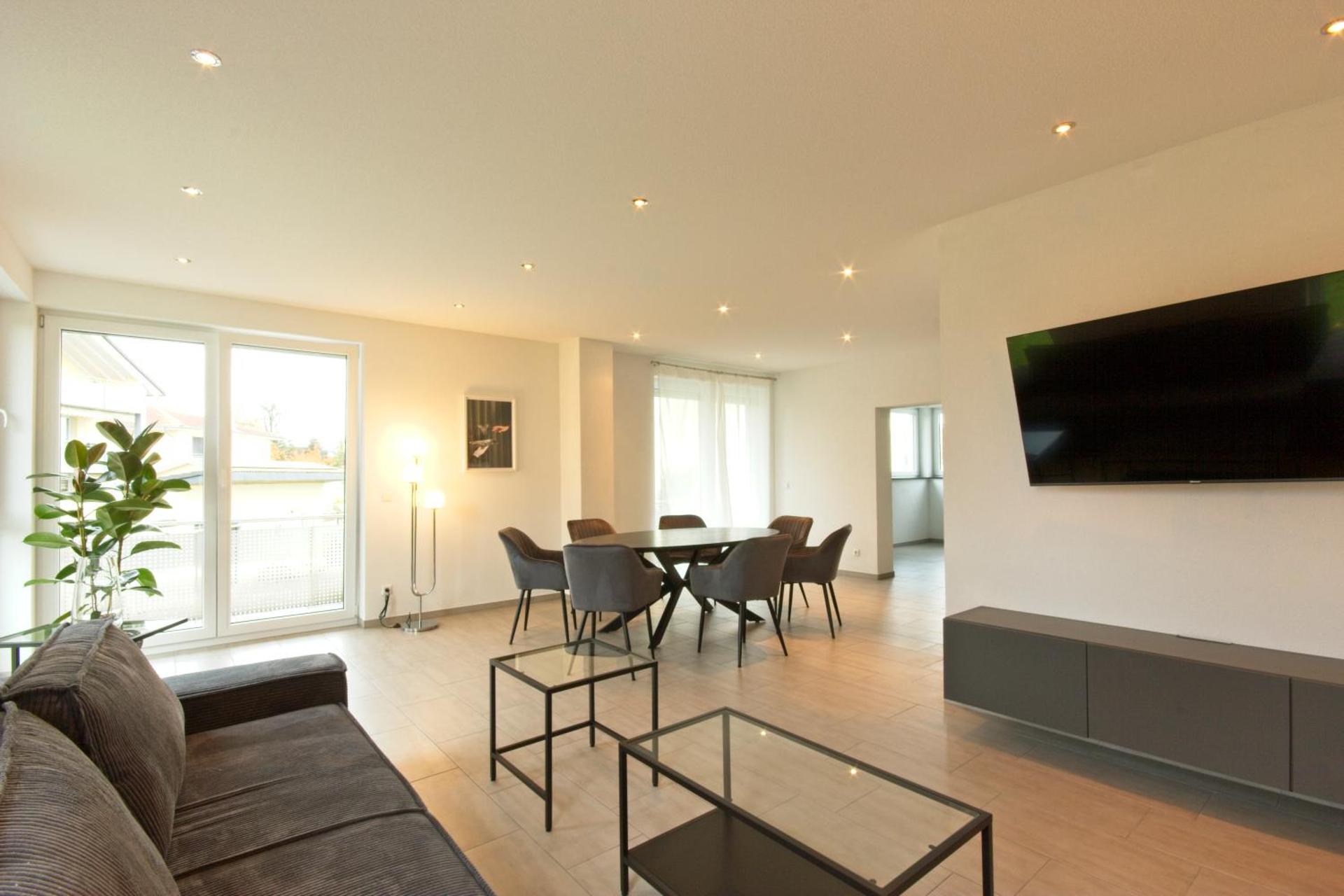 Communal lounge/ TV room