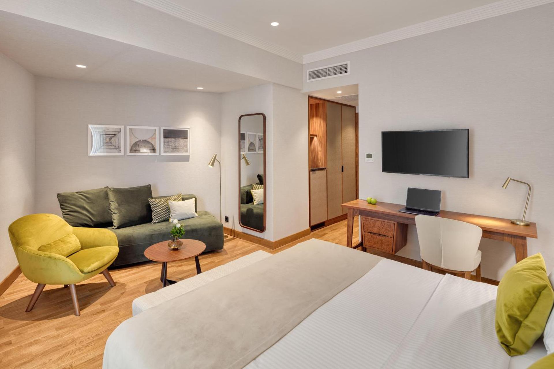 Photo of the whole room