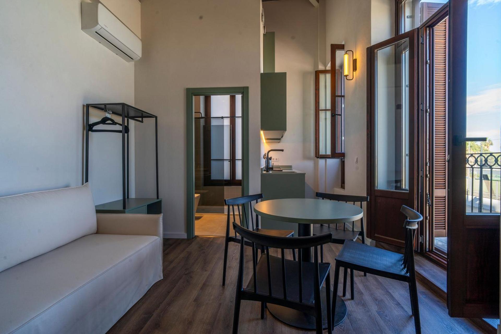 VLC HOST - Reina 168