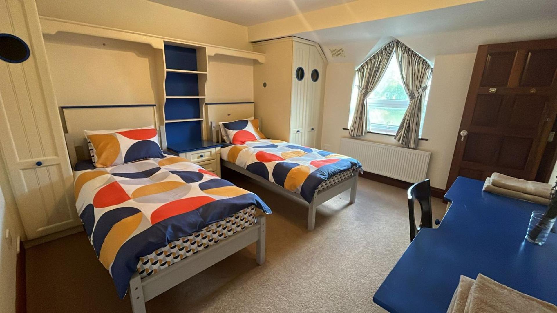 Photo of the whole room