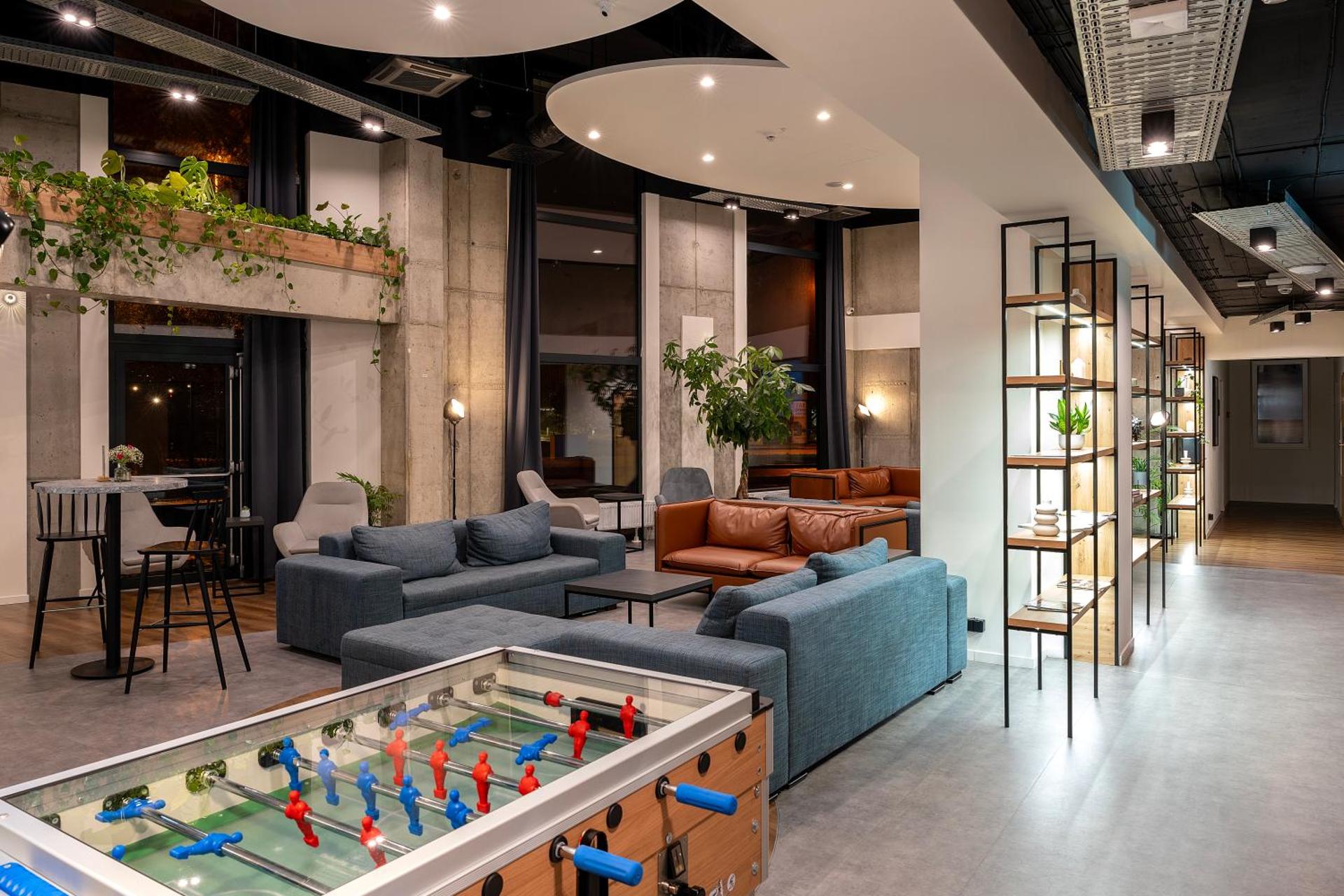 Communal lounge/ TV room