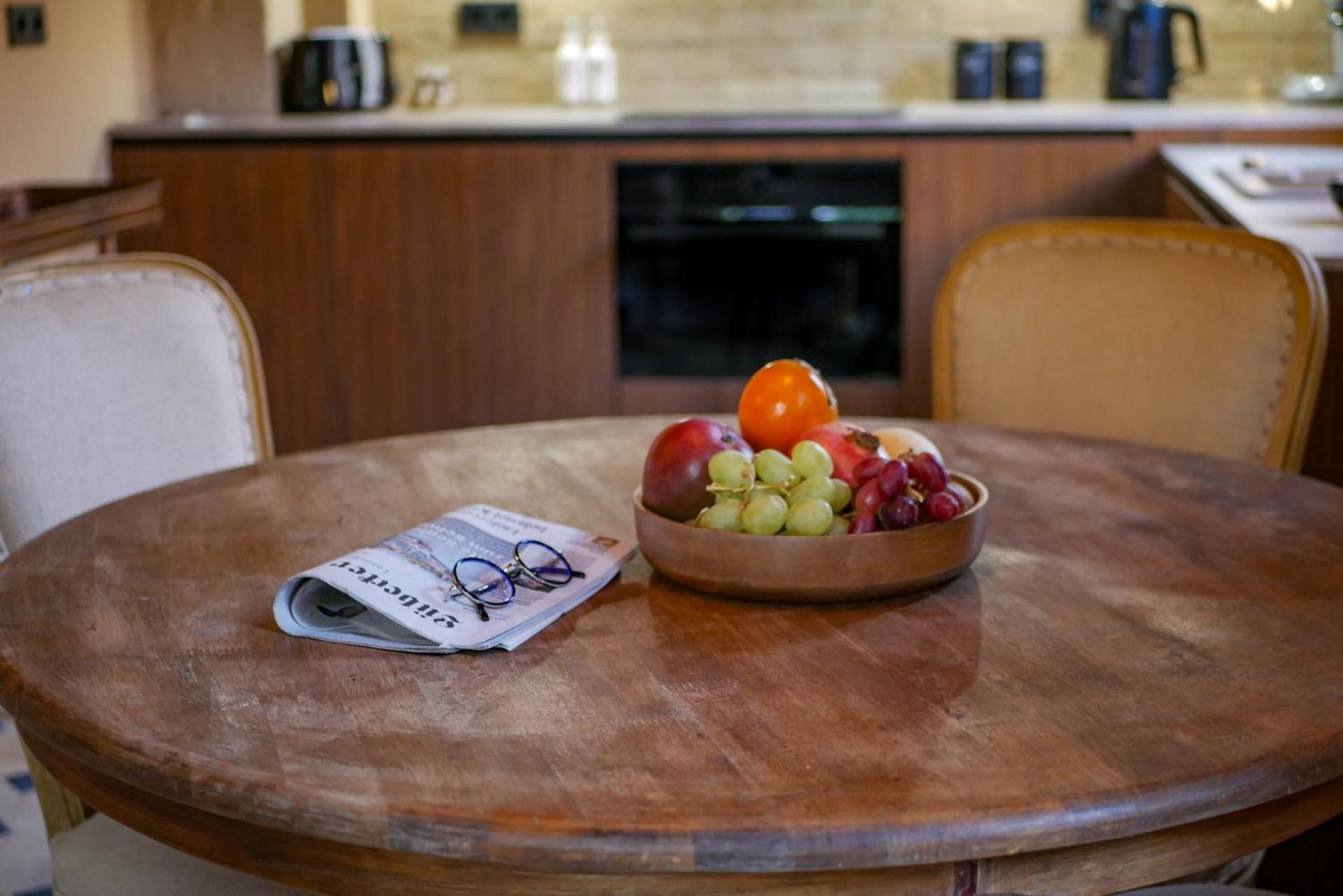 One-Bedroom Apartment with Terrace