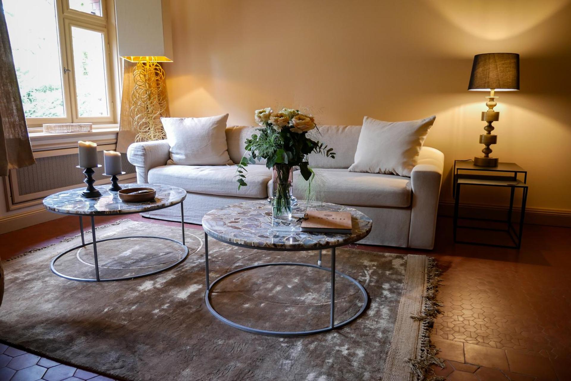 One-Bedroom Apartment with Garden View