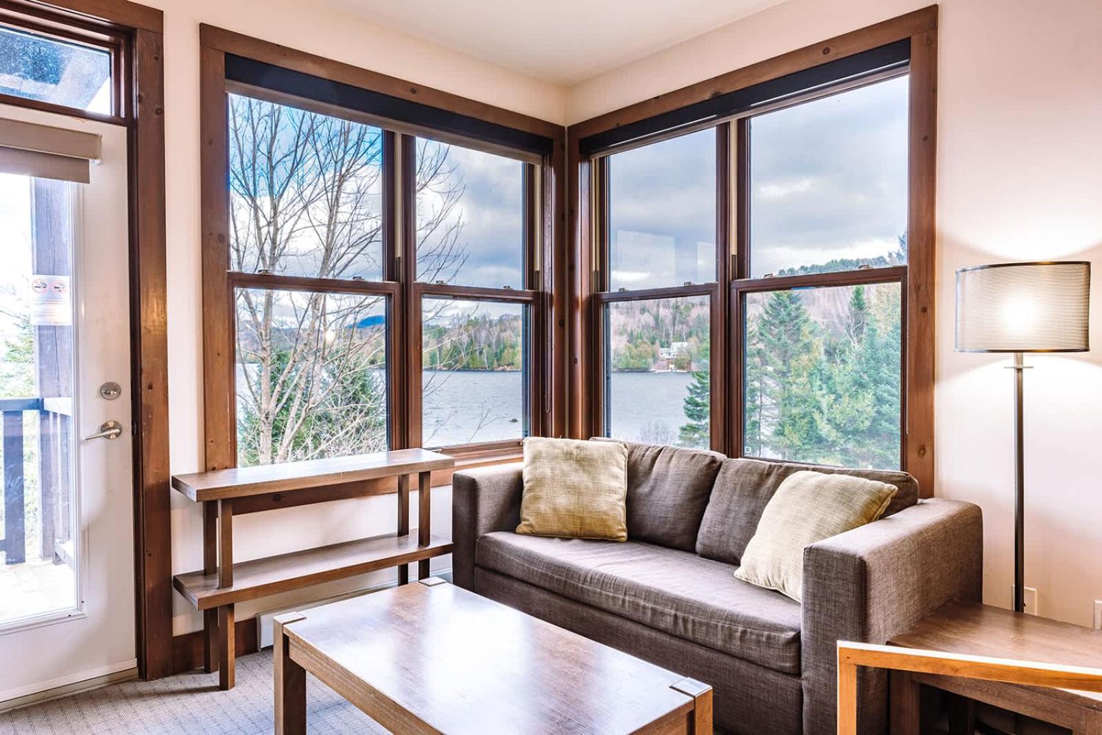 Waterfront Suite & Lake Resort