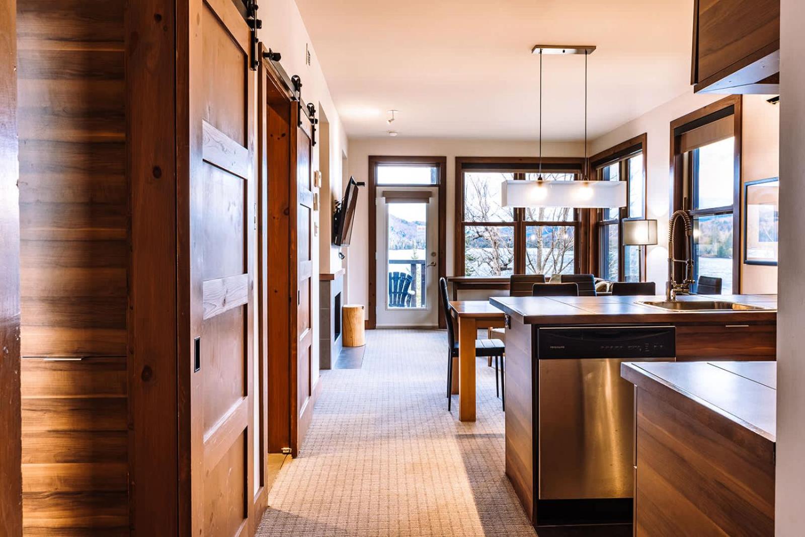 Waterfront Suite & Lake Resort