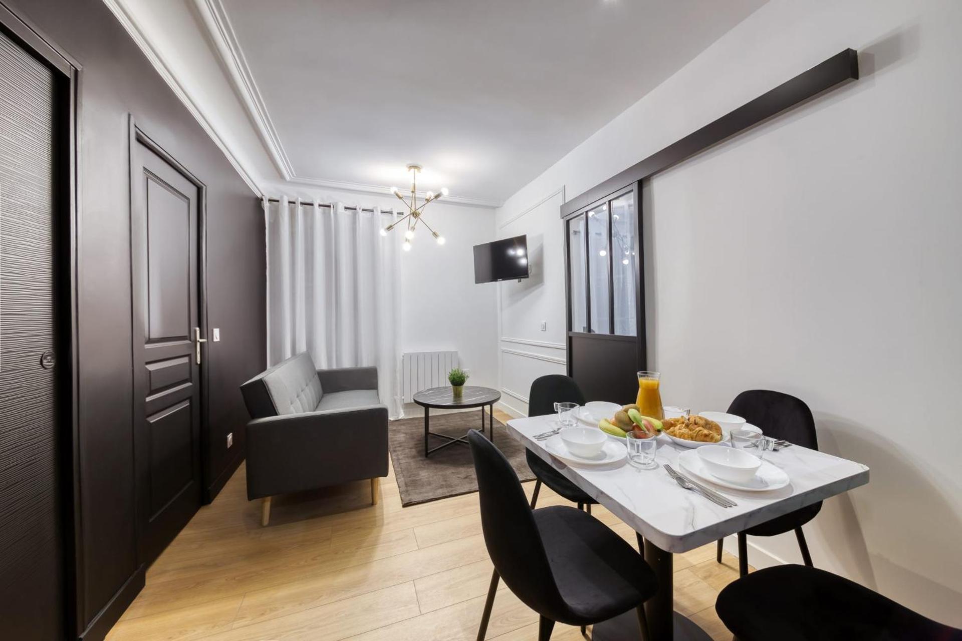 Cosy apartment - Near Paris - RER D