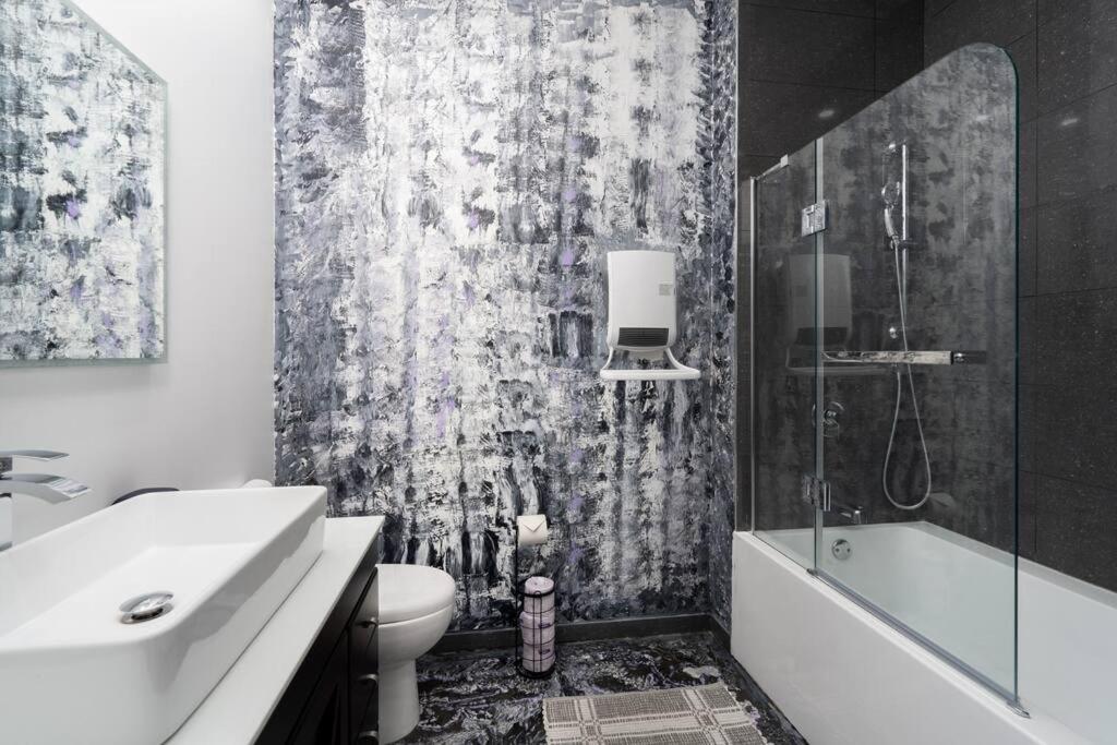 Two bedroom duplex in Plateau Mont-Royal district