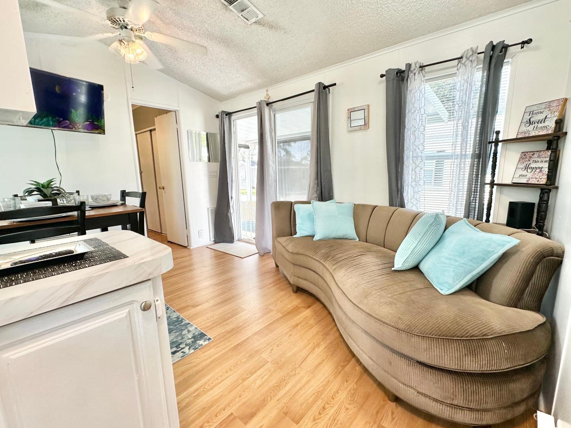 Magic Kingdom Getaway - DGM Resort