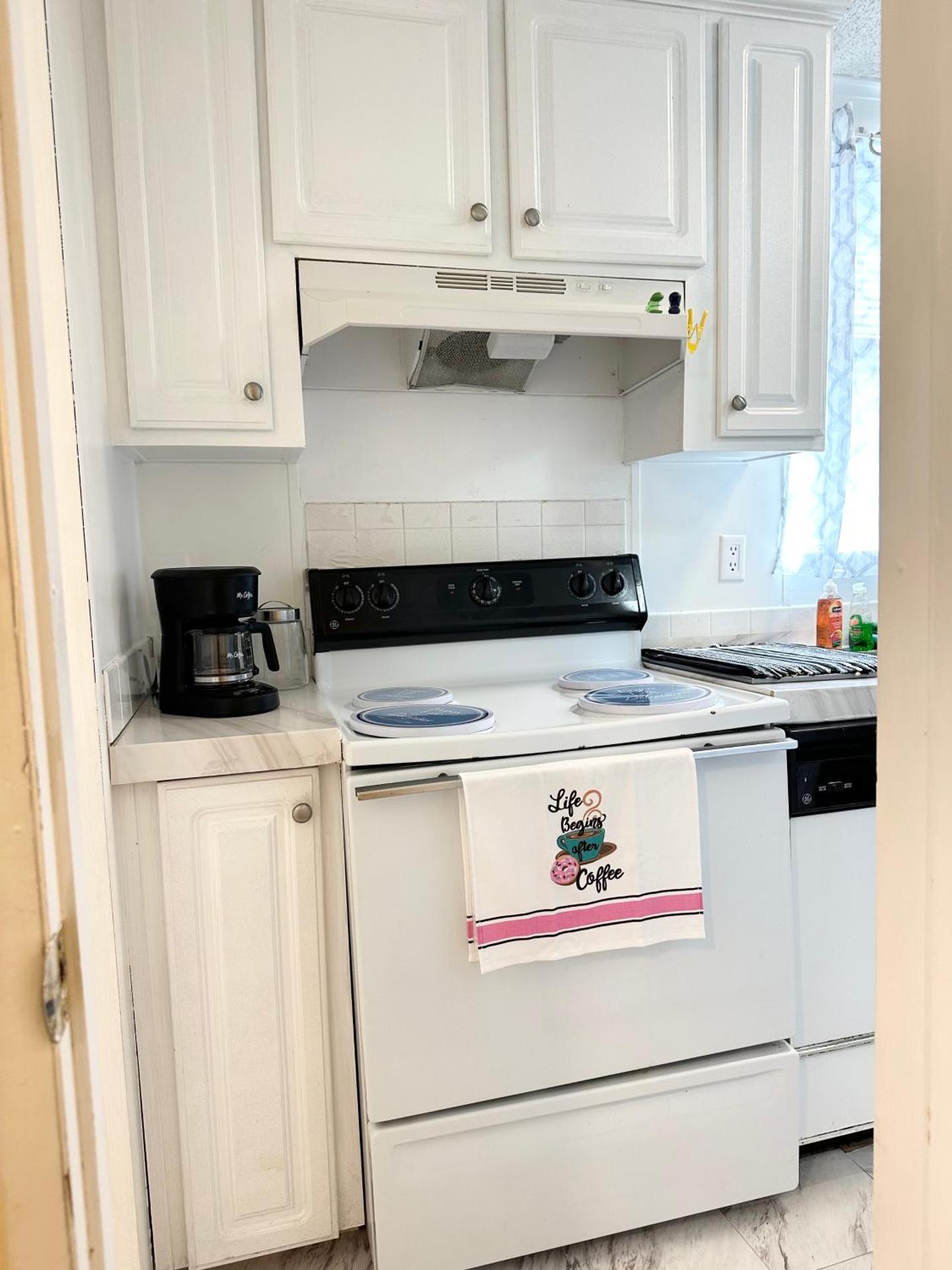 Magic Kingdom Getaway - DGM Resort