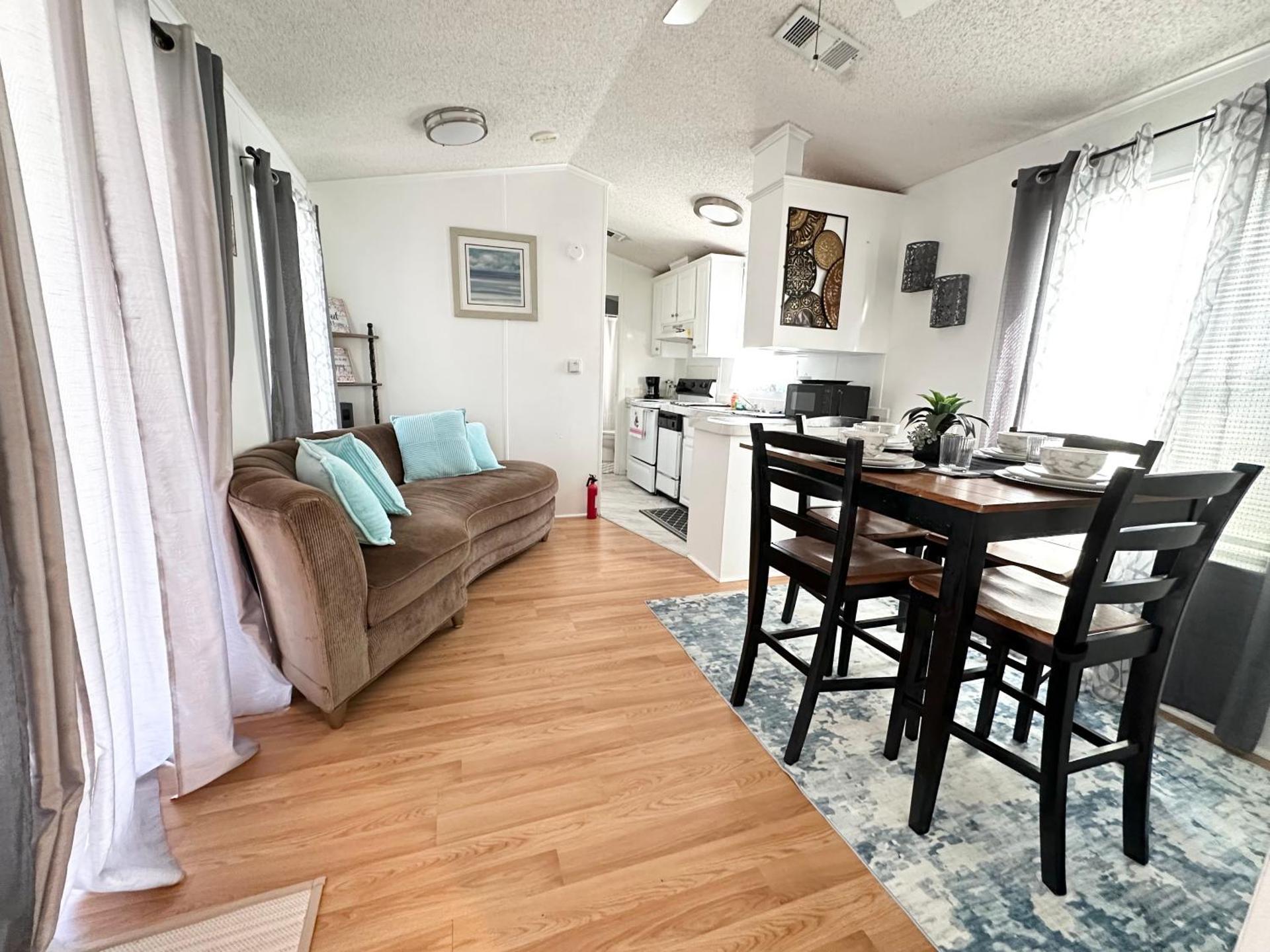 Magic Kingdom Getaway - DGM Resort