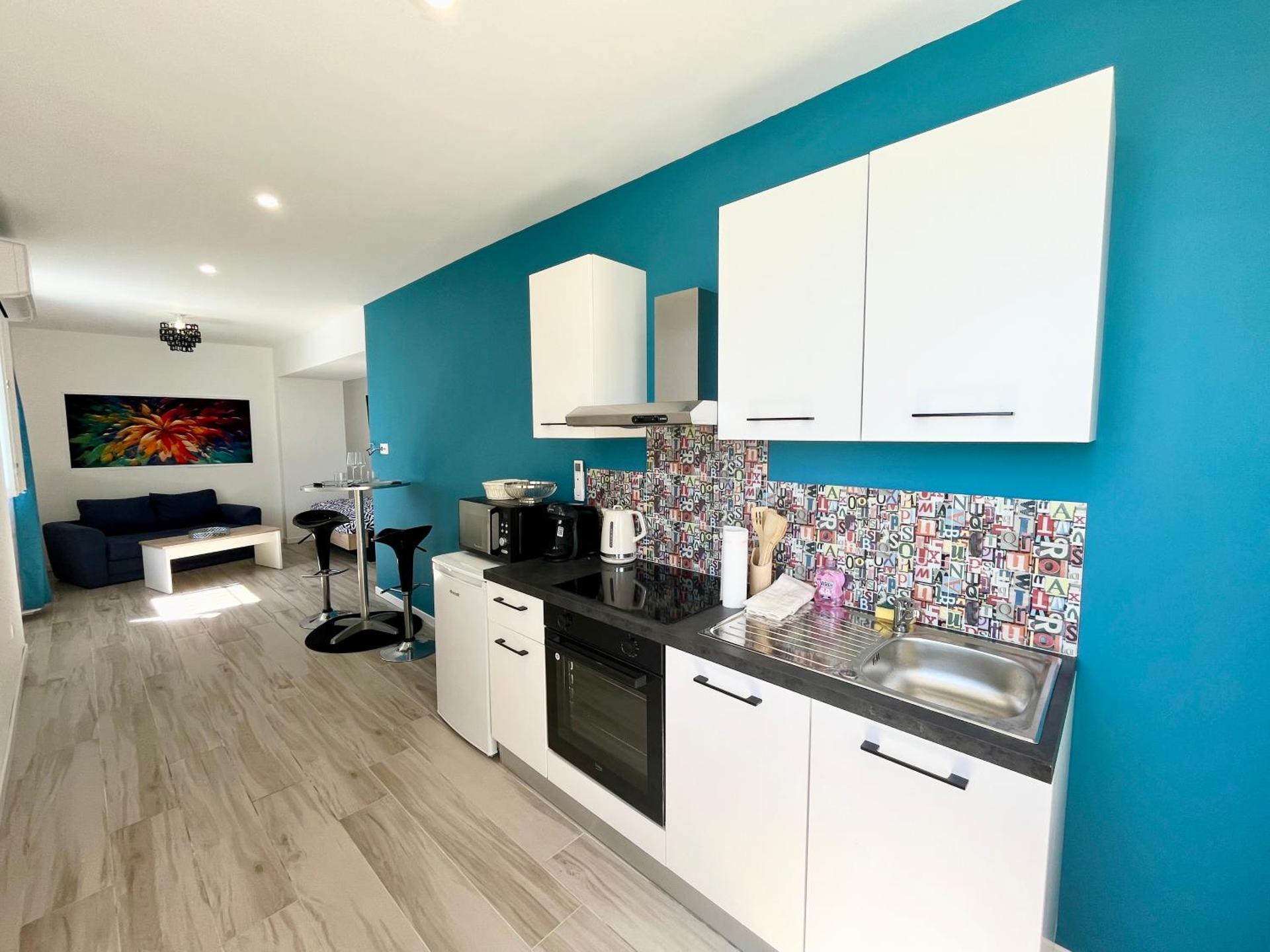 La passerelle - Climatisé avec patio vue canal du midi