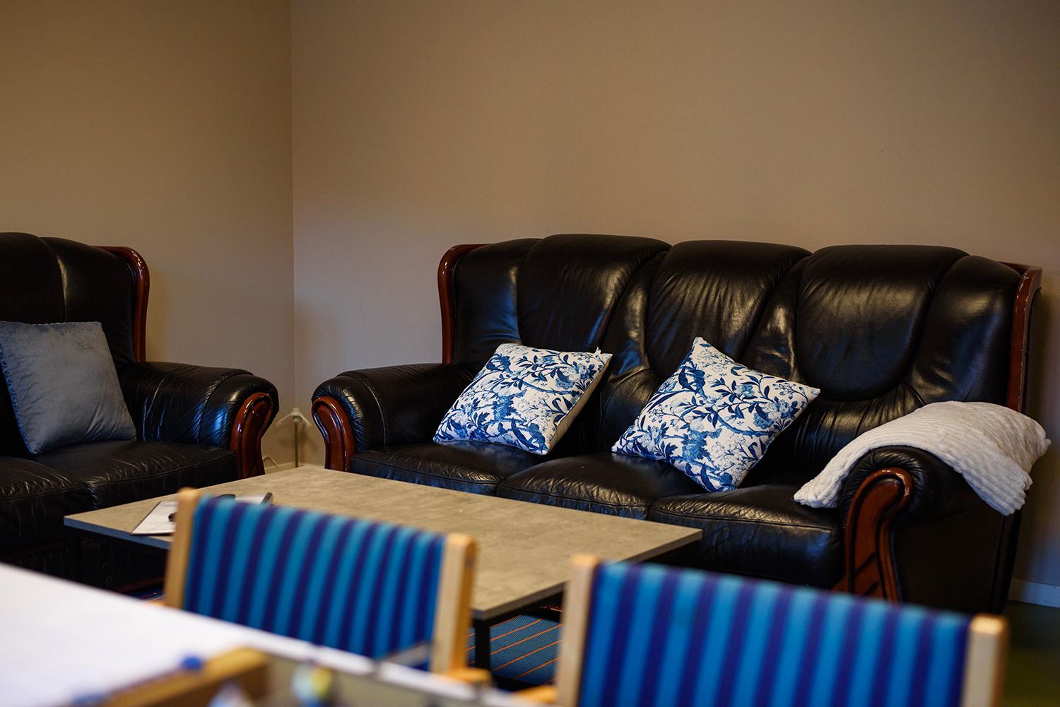 Communal lounge/ TV room