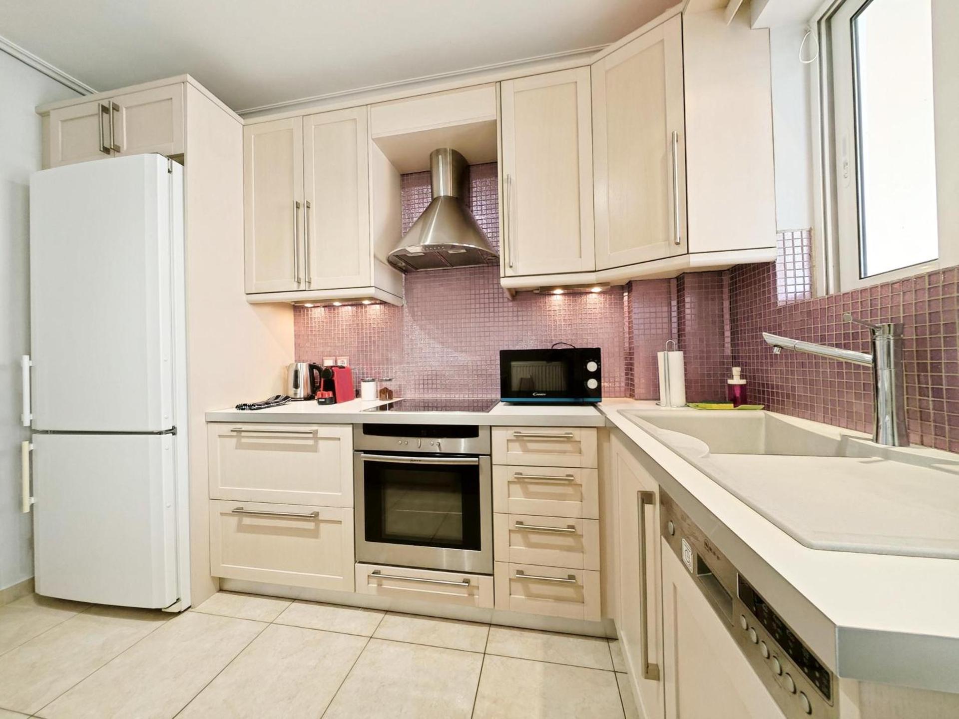 Nefelis by Verde Apartments