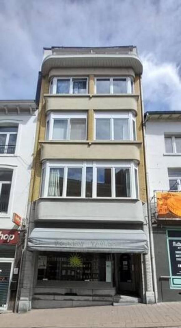 Eenvoudige slaapkamer Geraardsbergen