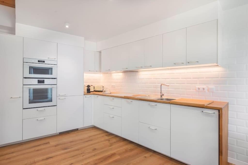 Atelier by Real Vision