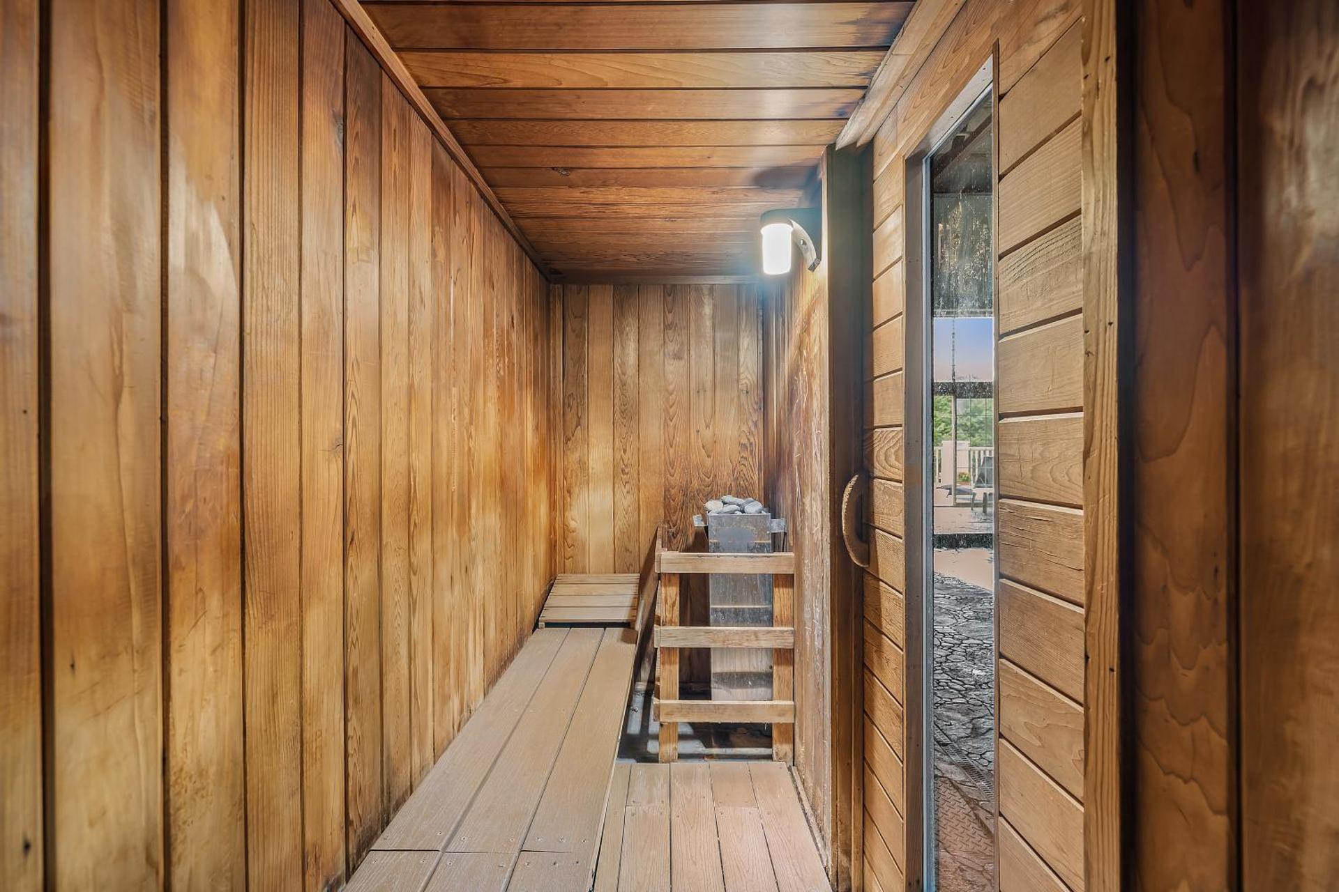 John Carver Inn & Spa