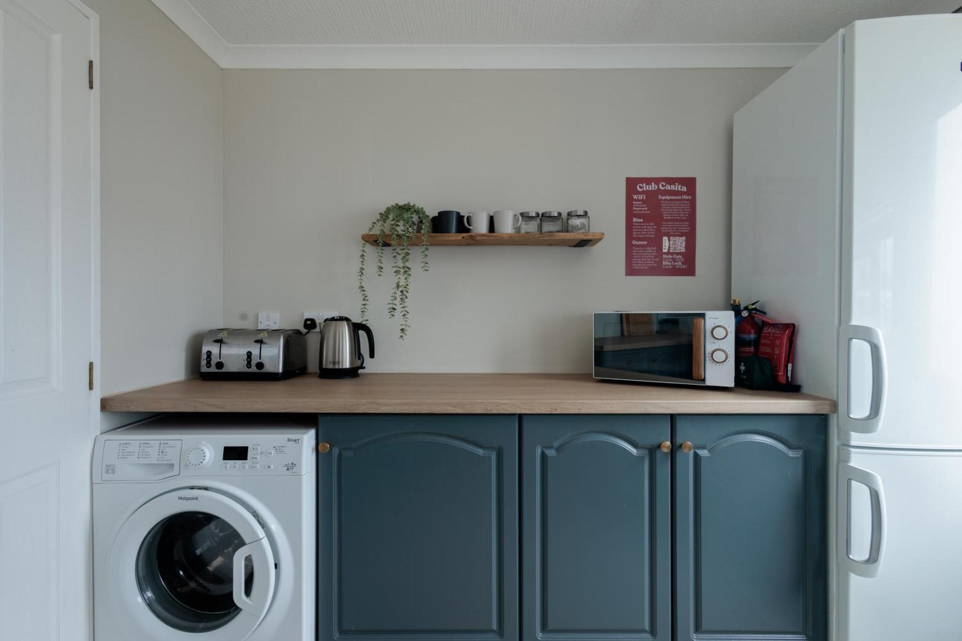 Peaceful Riverside Family Retreat