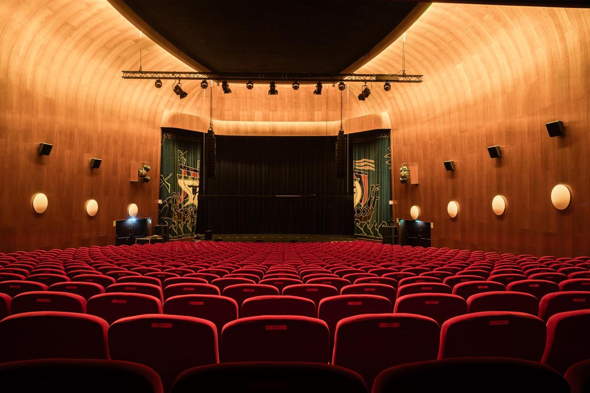 Meeting/conference room