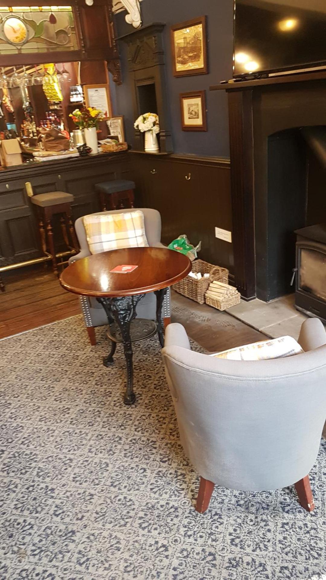 Communal lounge/ TV room