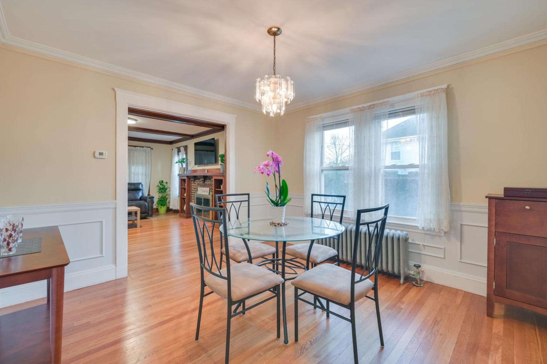 Belmont Home Less Than 3 Mi to Harvard Square!