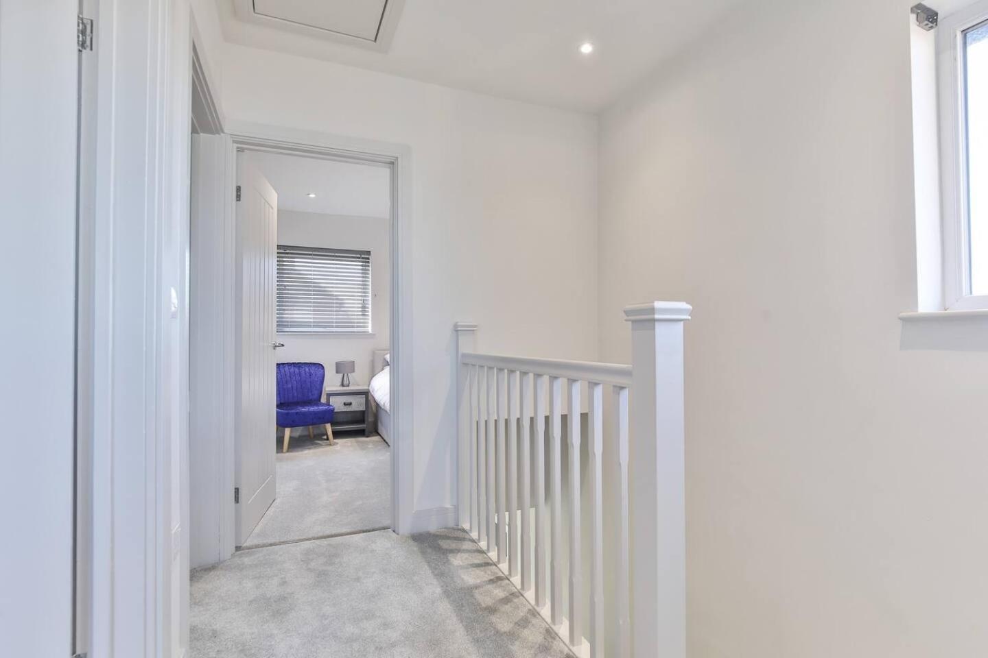 Modern, Cosy Whole House Wifi Close To Attractions