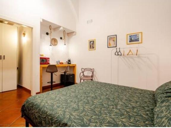 Triple Room with Private Bathroom