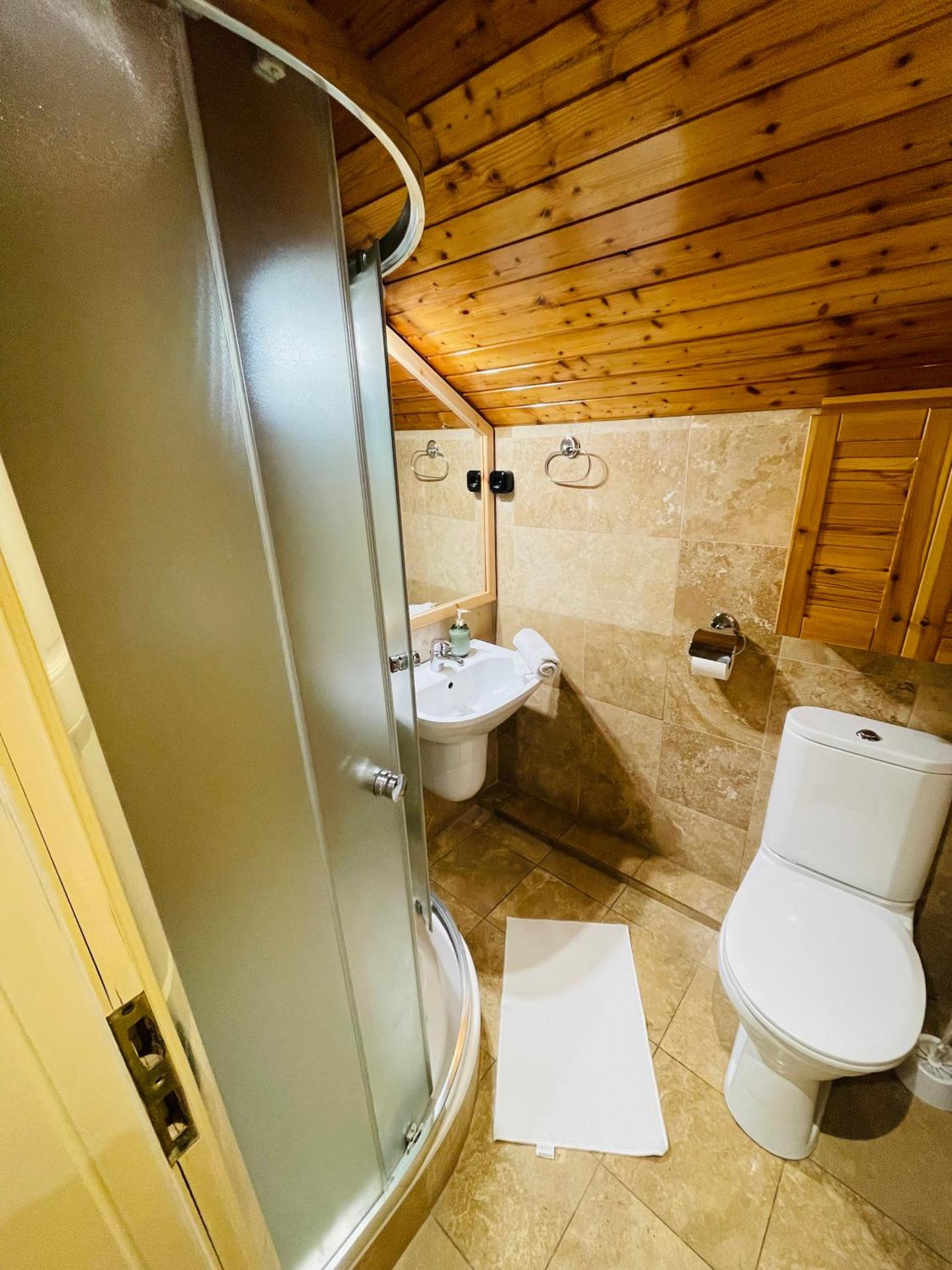 Downtown Apartments with shared kitchen