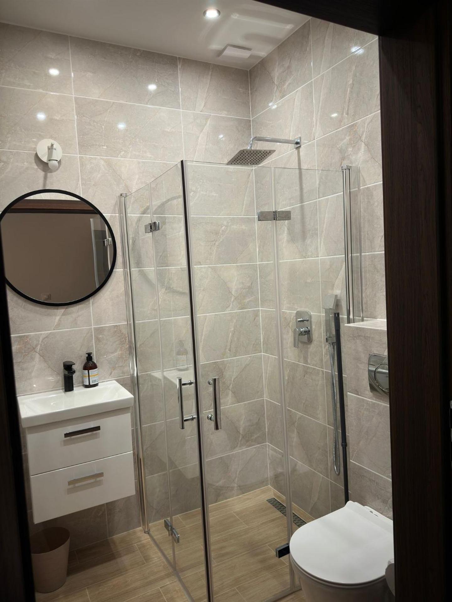 Quadruple Room with Shared Bathroom