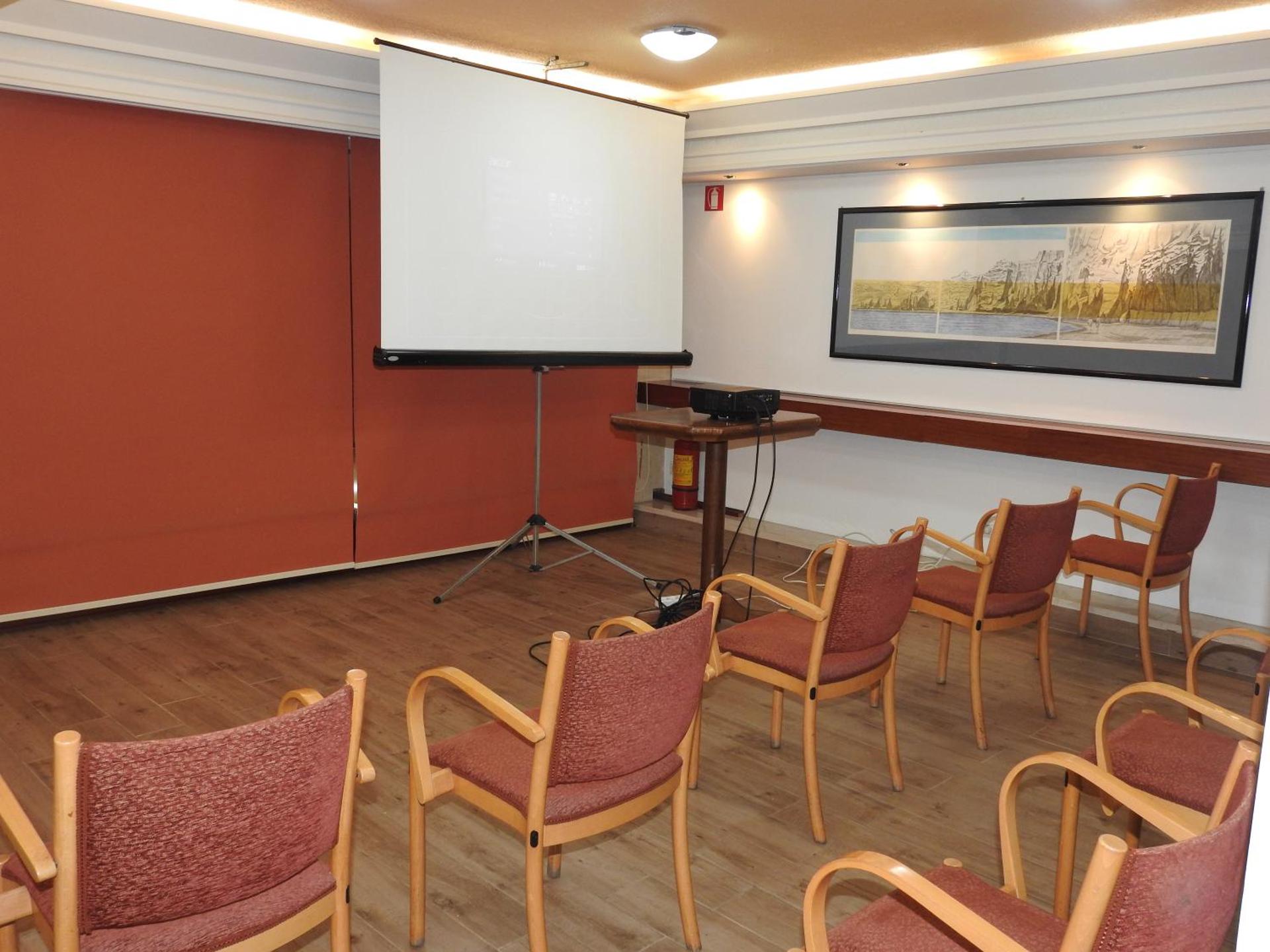 Meeting/conference room