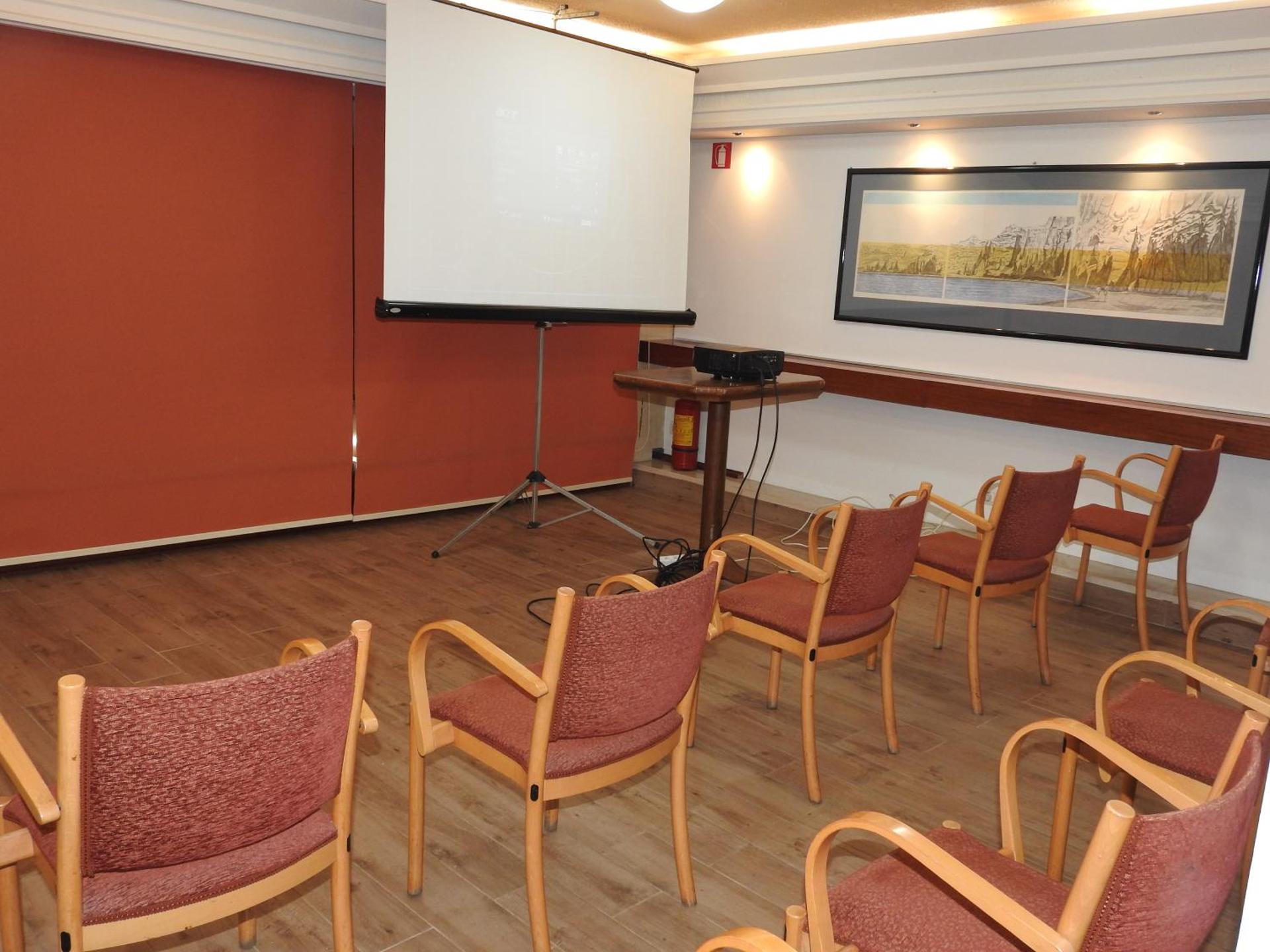 Meeting/conference room