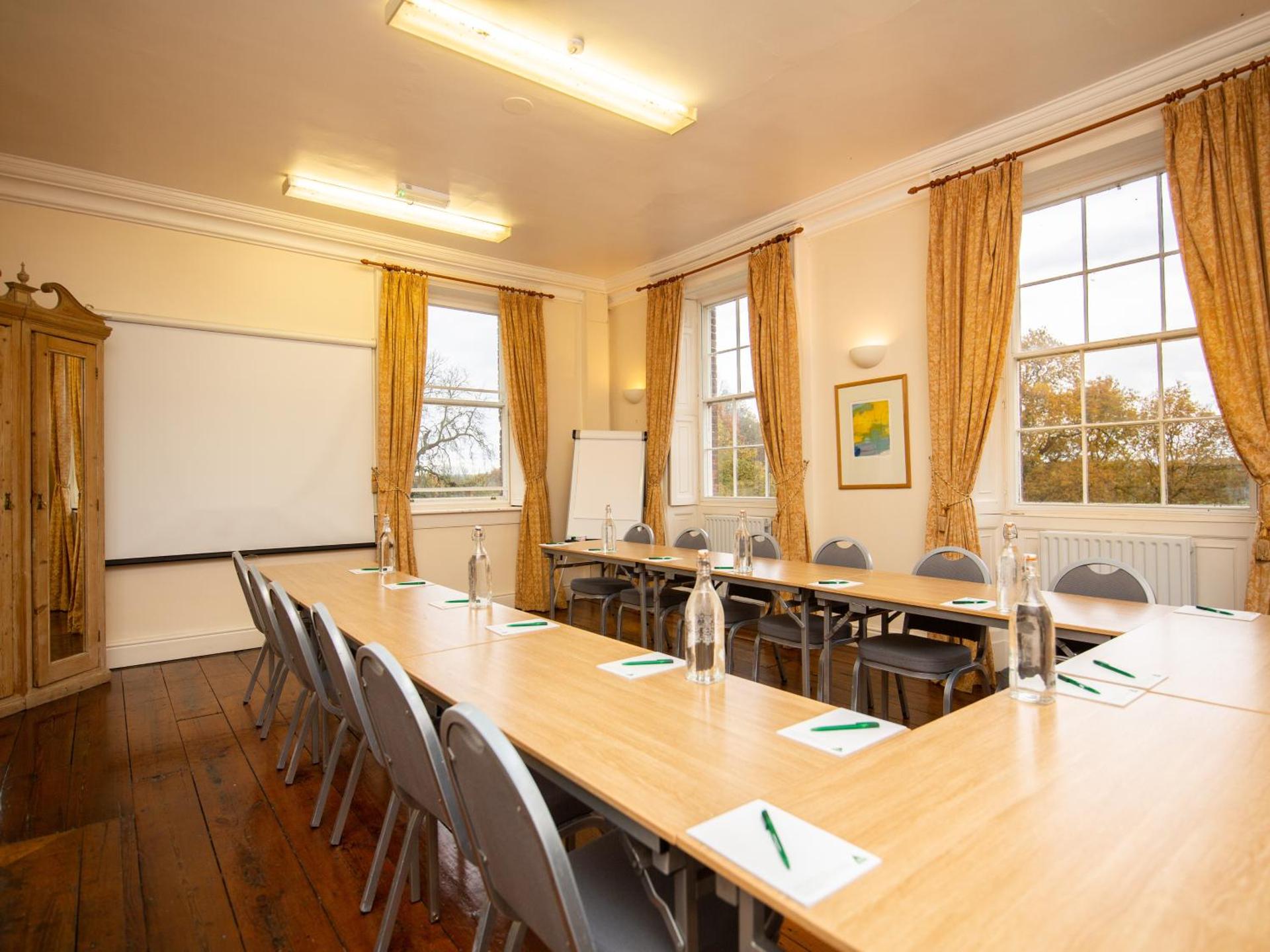 Meeting/conference room